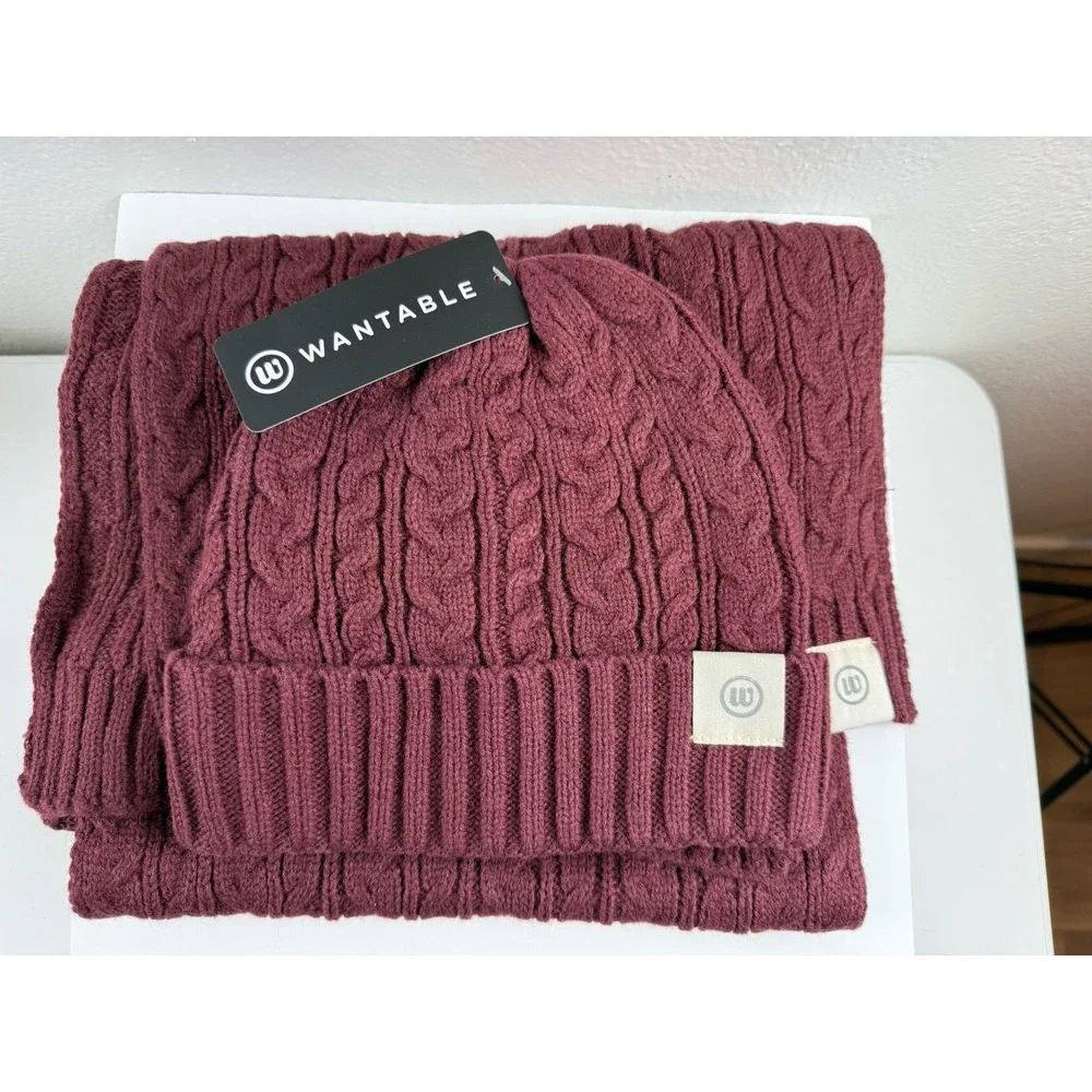 Wantable Womens Cable Knit Wool Blend Beanie Scarf 2 Piece Set Burgundy Chunky